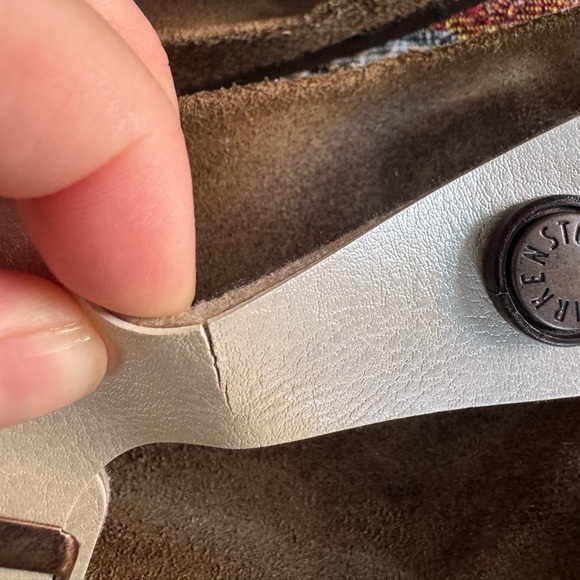 BIRKENSTOCK WOMENS PEARL WHITE SANDALS - Picture 6 of 11